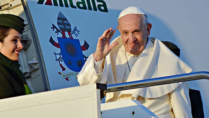 El papa Francisco emprende viaje a Chile y Perú