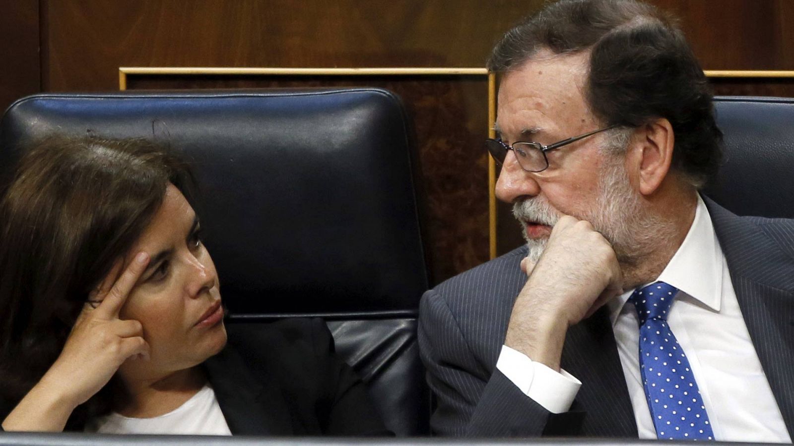 Sáenz de Santamaría cree que Puigdemont sólo será investido "con una flagrante vulneración de la ley"