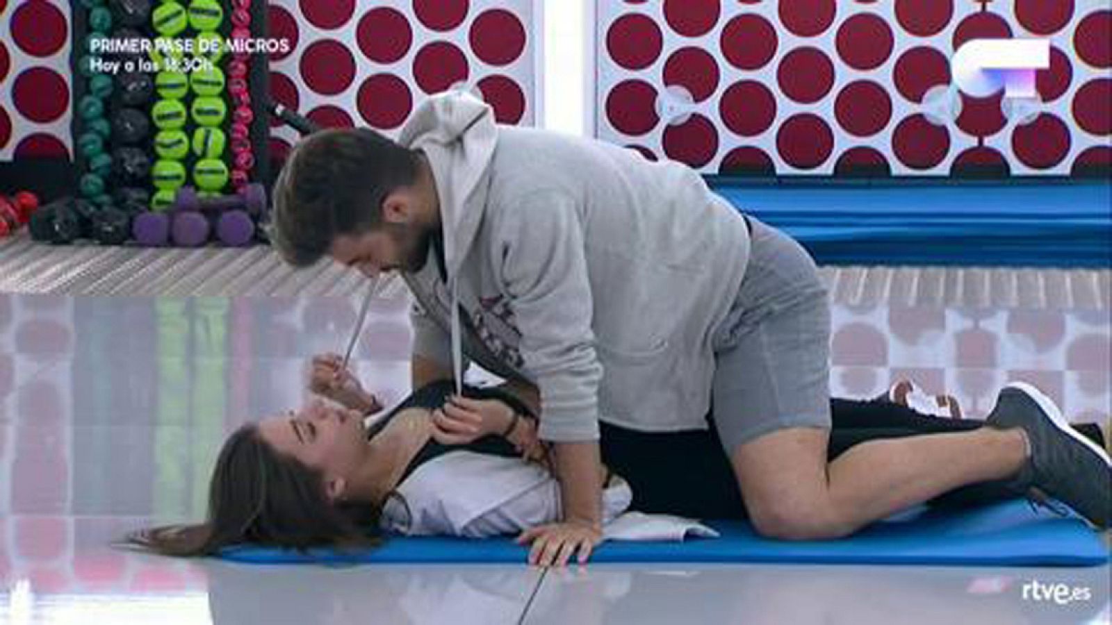 OT 2017 - Agoney y Ana Guerra simulan ser pareja