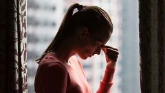 Al menos una mujer víctima de violencia de género deja su trabajo cada día en España