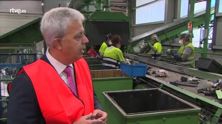 Crónicas - Fermín Rodríguez ( Director General de Recybérica Ambiental)