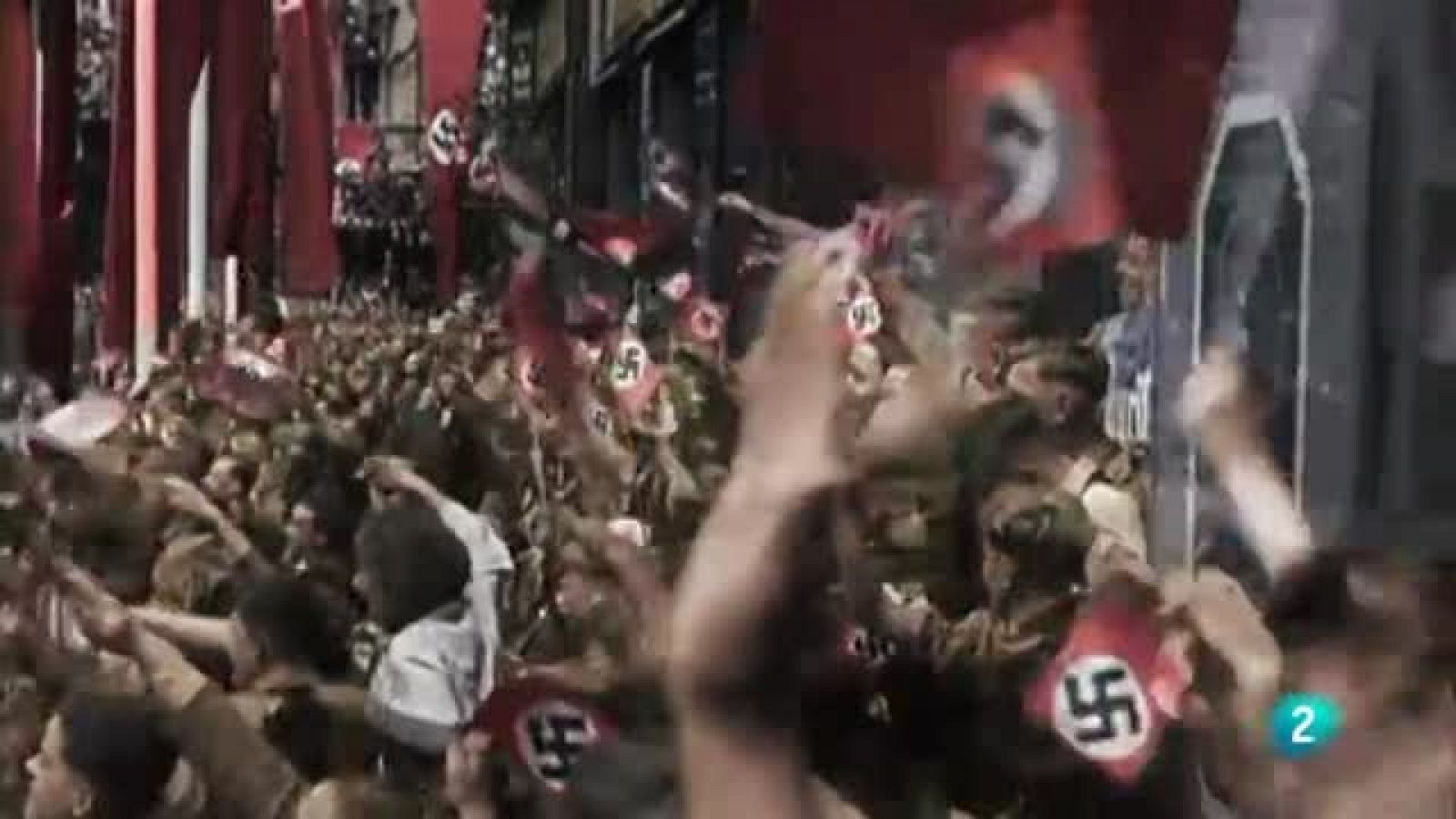 Así empieza el documental "Hitler y los apostoles del mal"