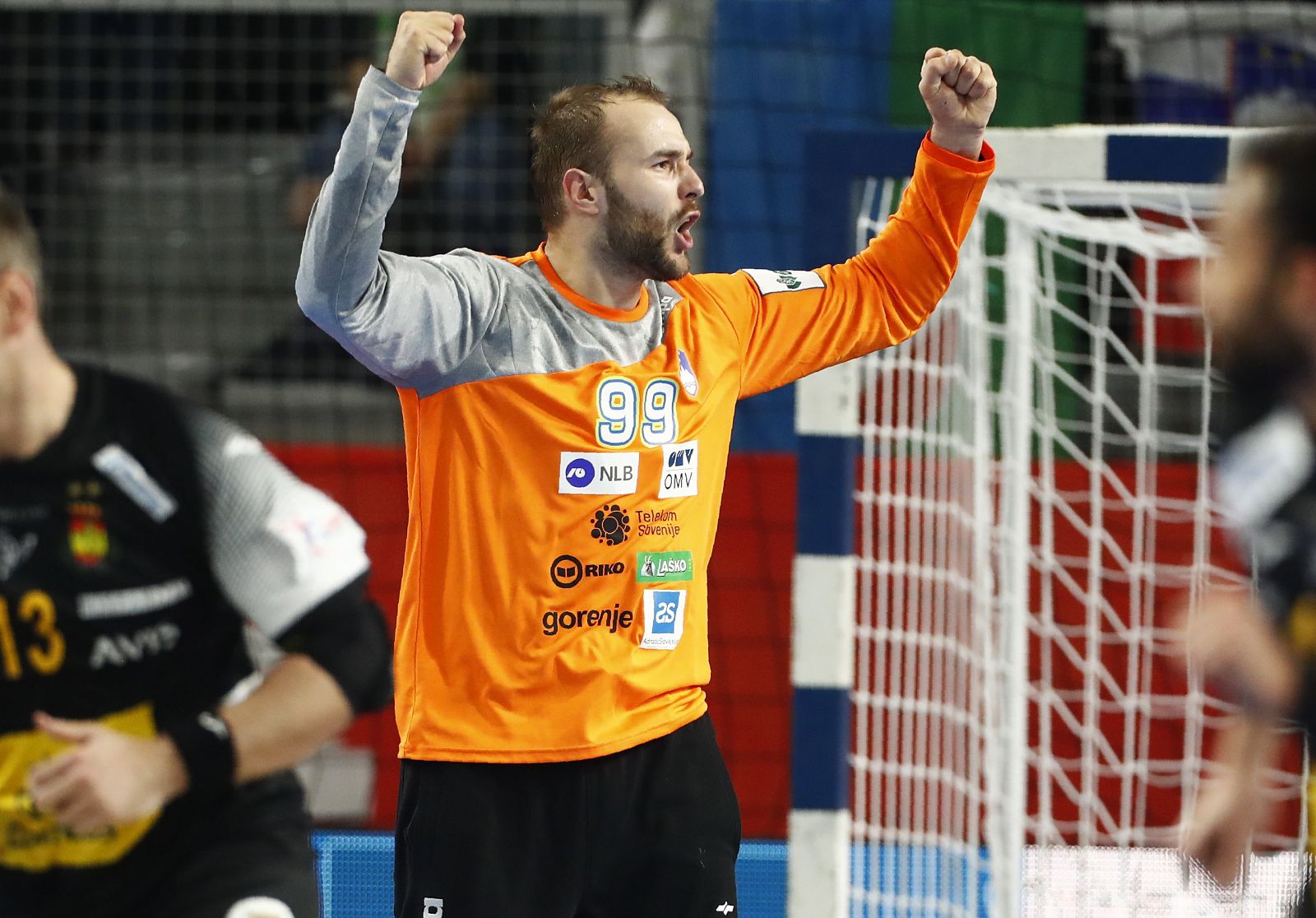 Las paradas de Kastelic, claves en la victoria de Eslovenia