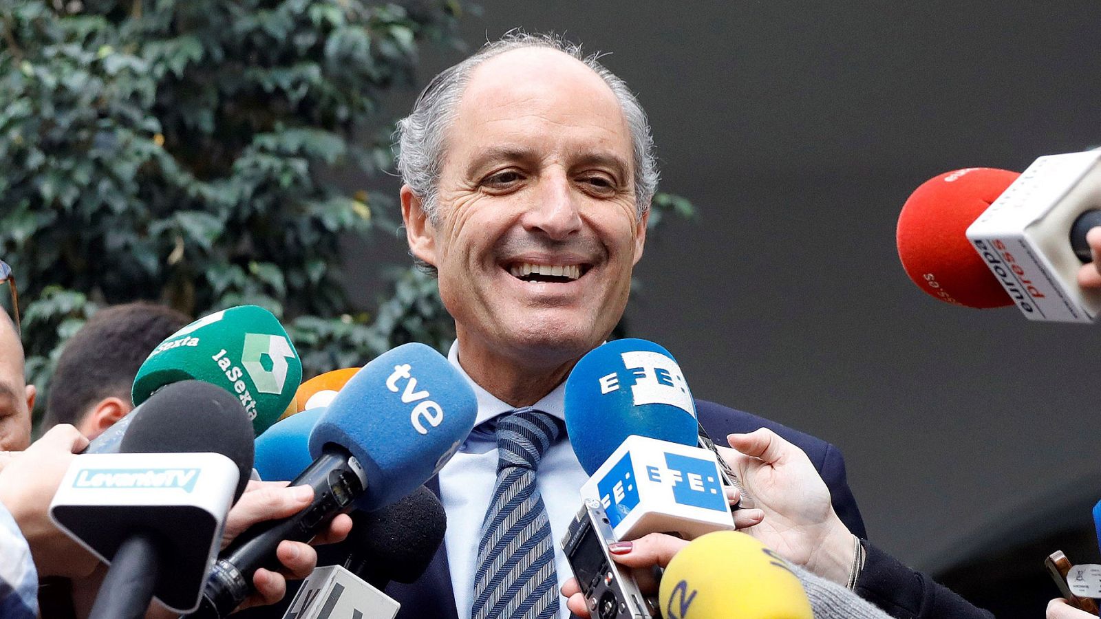 Camps niega que el PP valenciano se financiara con dinero negro