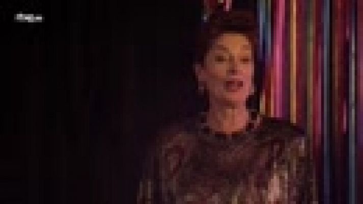 Cuéntame cómo pasó - Karina canta 'Como yo te amo'