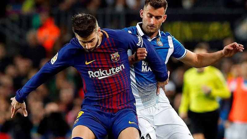 Las declaraciones de Piqué y Busquets, además de los cánticos de la afición en el Espanyol-Barcelona de Copa han llevado al club blanquiazul a denunciar a Antivolencia por "flirtear muy peligrosamente con actitudes xenófobas".