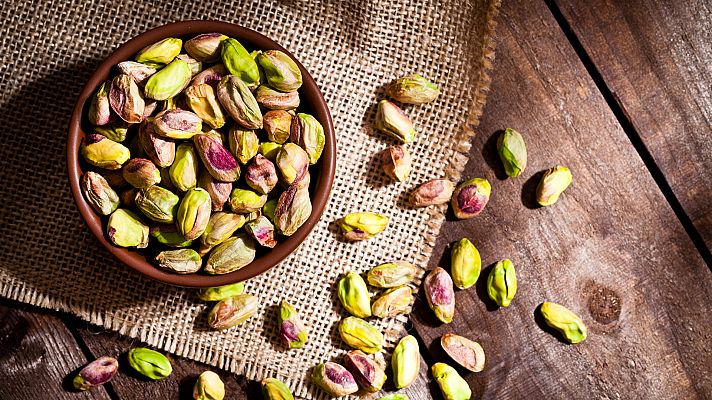 Comida al descubierto: Pistachos, prosecco y gachas