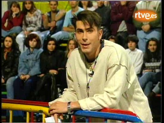 Pedro Almodóvar y Alex de la Iglesia entrevistados por 'Acción mutante' - Cine en el Archivo de RTVE | Ver