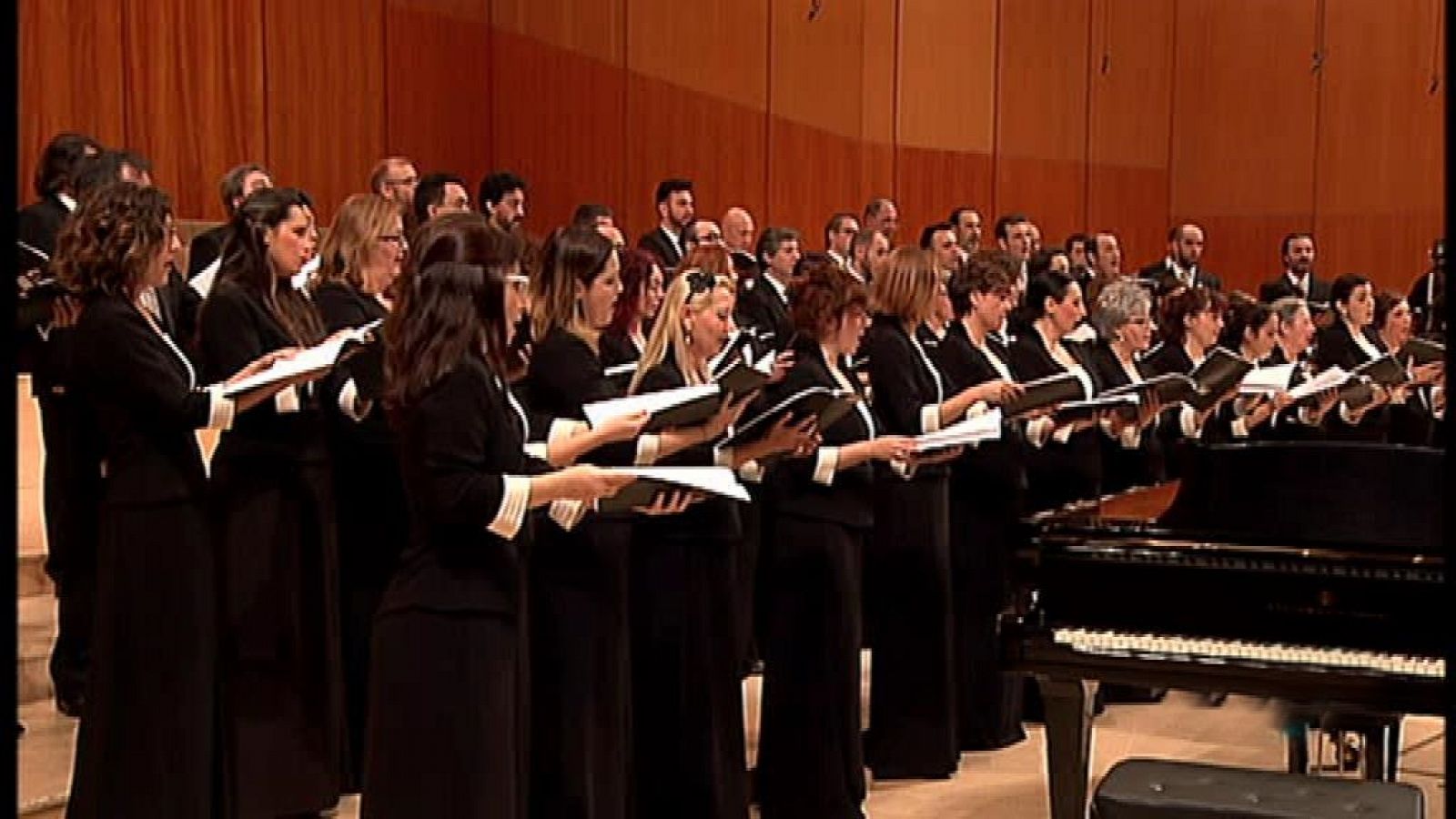 Los conciertos de La 2 - XV Coro RTVE nº1 (parte 1) - ver ahora