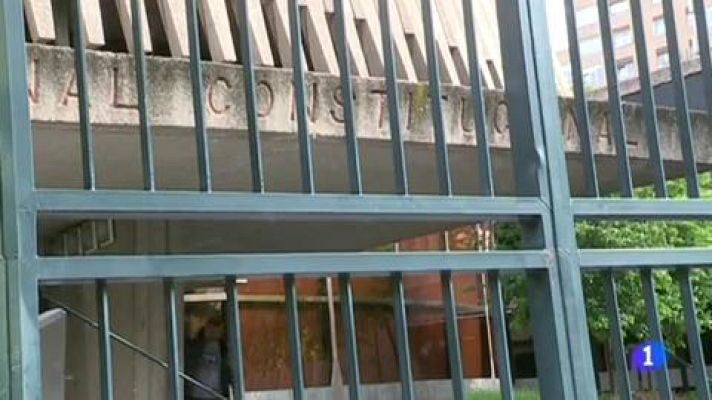 Telediario 1 - El Tribunal constitucional cierra la puerta a una investidura en ausencia de Puigdemont