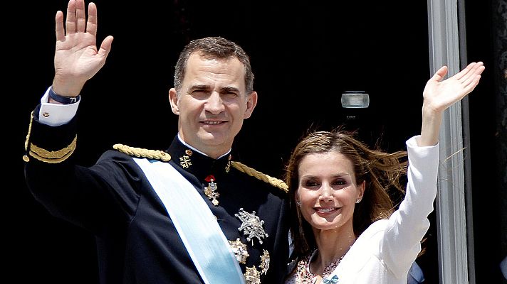 Telediario 1 - Felipe VI cumple 50 años entre grandes desafíos