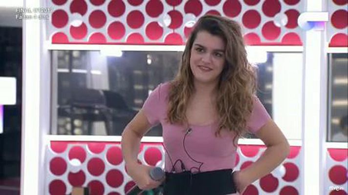 OT 2017 - Amaia canta 'Starman' en el primer pase de micros