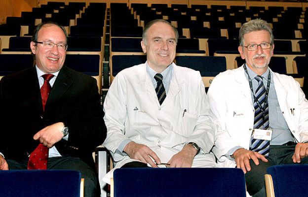 Ciencia y tecnología en Rtve.es - Extraen el bazo por la vagina