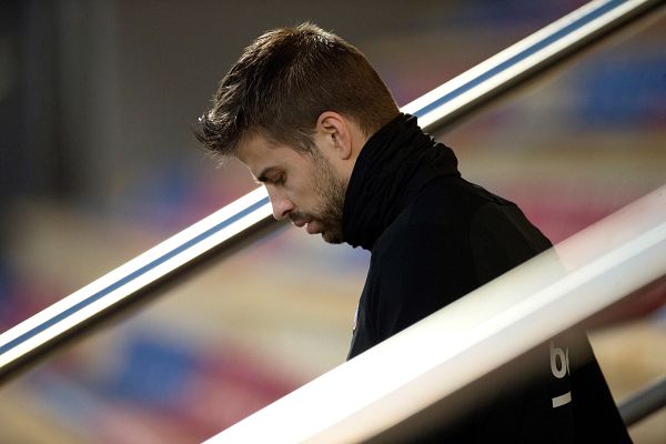 Telediario 1 - El Espanyol recibe al Barça en Liga tras las polémicas palabras de Piqué