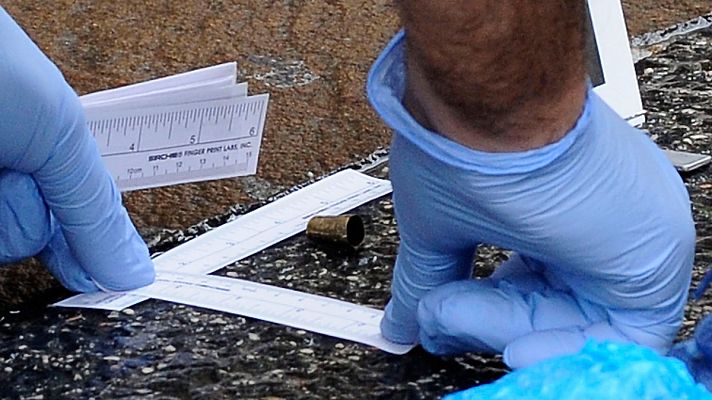 Informativo 24h - Seis extranjeros de raza negra heridos tras ser tiroteados desde un coche en Italia