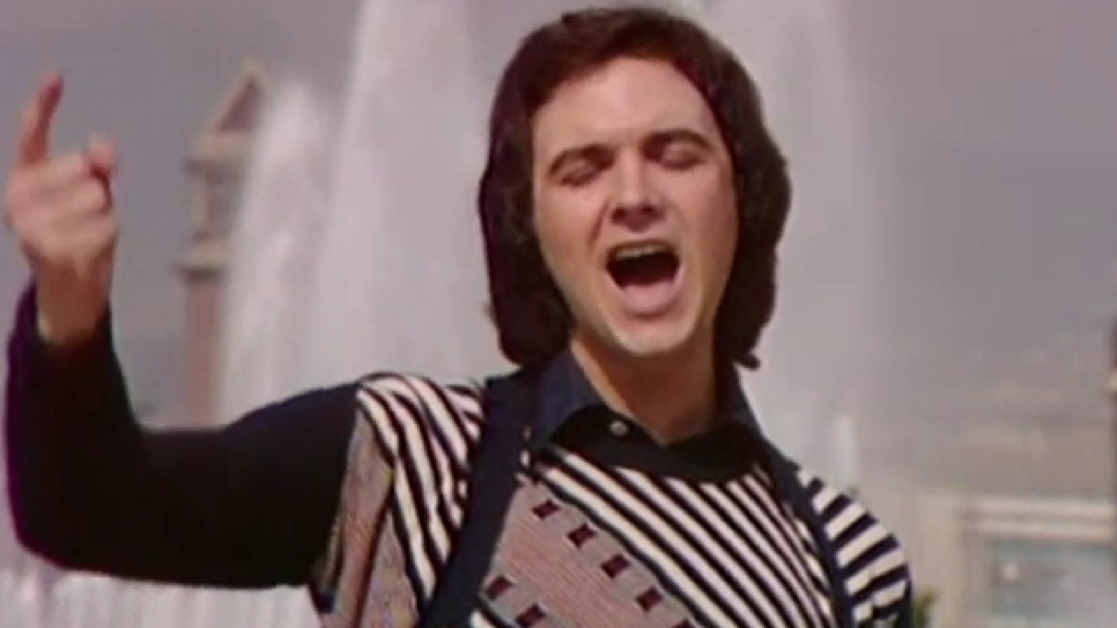 Videoclip de 'Algo mas', la canción de camilo Sesto para el Festival OTI 1973