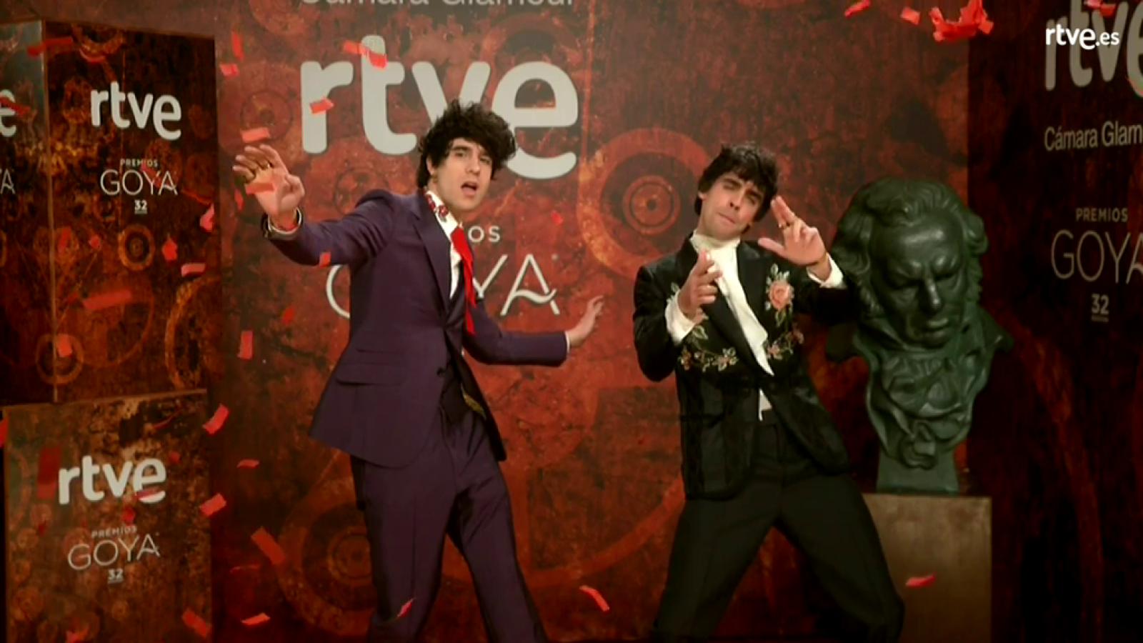 Los 'Javis', en la cámara glamur