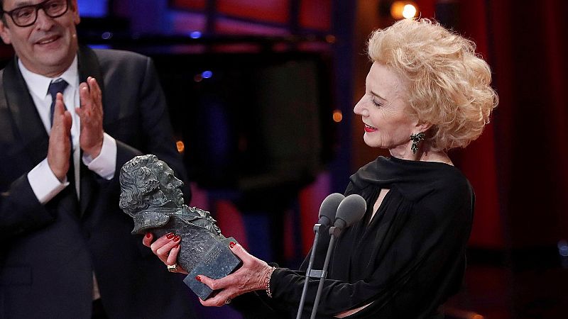 La actriz Marisa Paredes recibe el Goya de Honor en la edicin de 2018