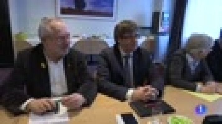 JxCat y ERC negocian la fórmula para investir a Puigdemont
