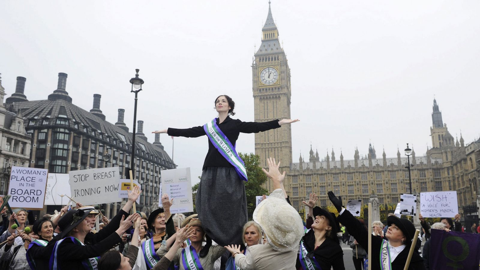 La lucha de las sufragistas logró el voto hace 100 años