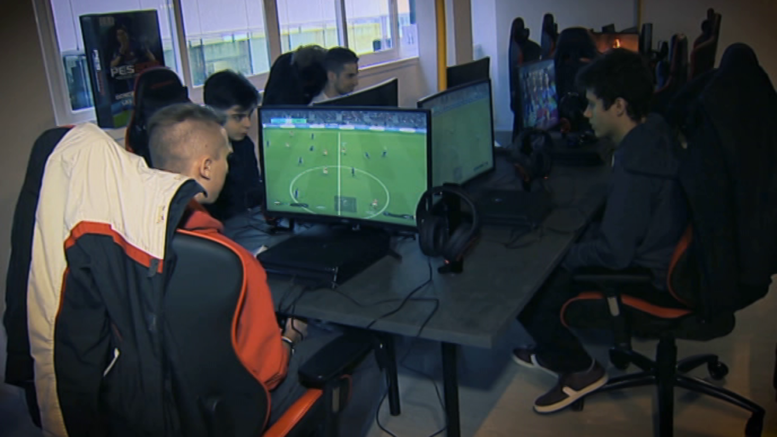 Zoom Net - Academia eSports e-Squad, Mavic Air y Crossing Souls - ver ahora