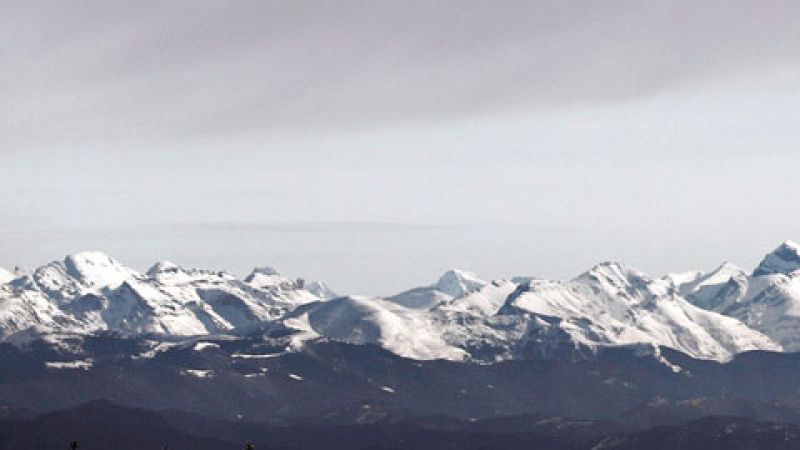 Nieve en mitad norte peninsular y bajada de temperaturas generalizada 