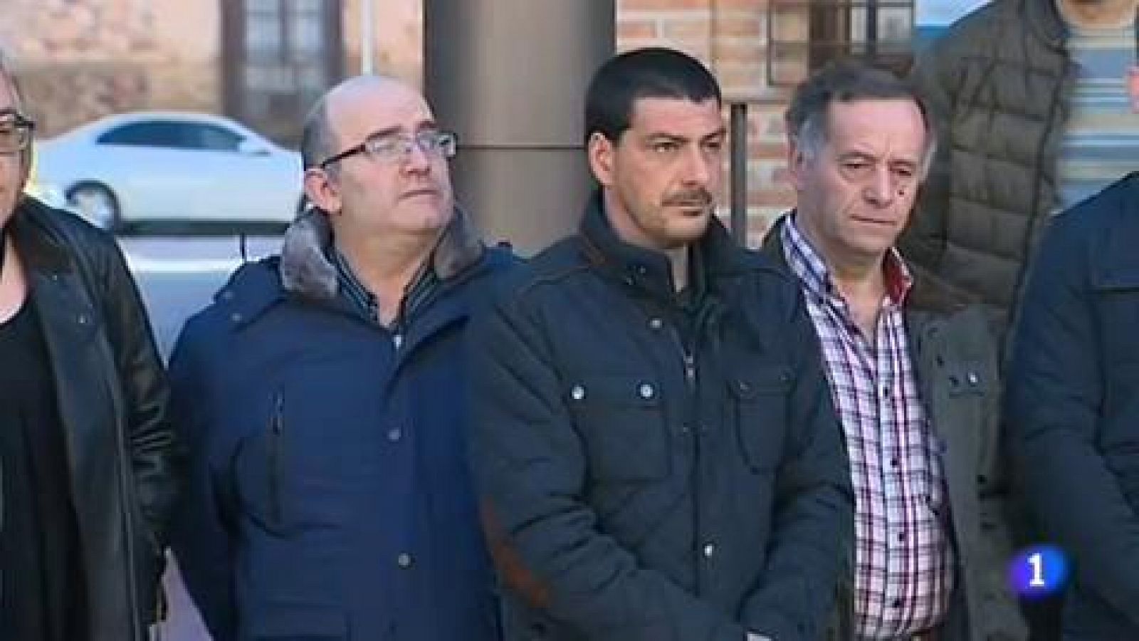 Telediario 1: Tres detenidos por la paliza mortal a un joven de 28 años en Herencia, Ciudad Real | RTVE Play