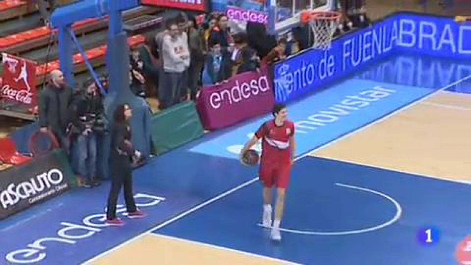 Telediario 1: Anna Montañana hace historia en el baloncesto español | RTVE Play