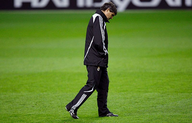 El Real Madrid necesita una victoria ante el Bilbao para no descolgarse de la liga.