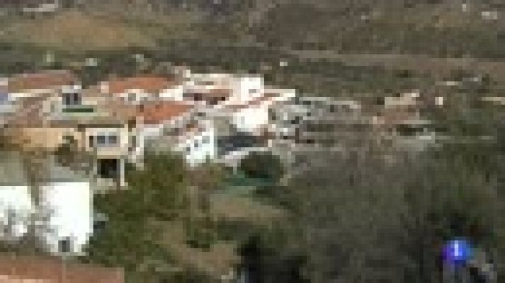 Telediario 1 - Detenido un hombre por asesinar presuntamente a su pareja en un pueblo de Málaga