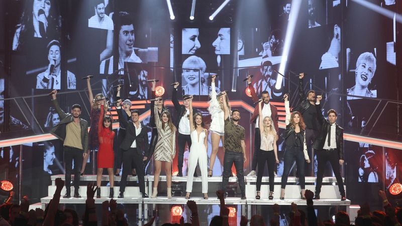  Operaci�n Triunfo - Canci�n grupal: 'Camina'