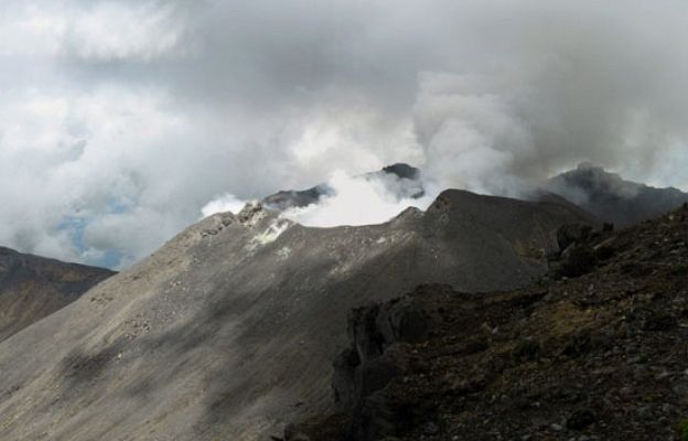  - El volcán Galeras entra en erupción