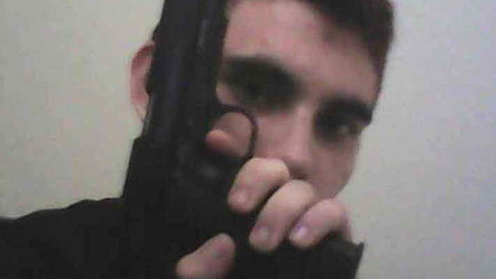 Informativo 24h - Nikolas Cruz, autor de la matanza en un instituto de Florida, un "loco por las armas"