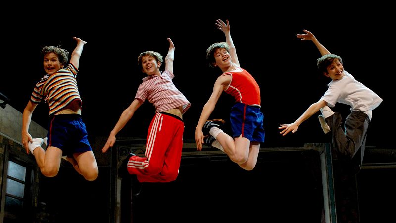 Billy Elliot sentía la electricidad, al igual que estos seis niños que protagonizan el musical en Madrid