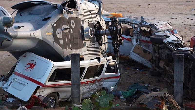 Catorce muertos al caer un helicóptero sobre un campamento en Oaxaca, México