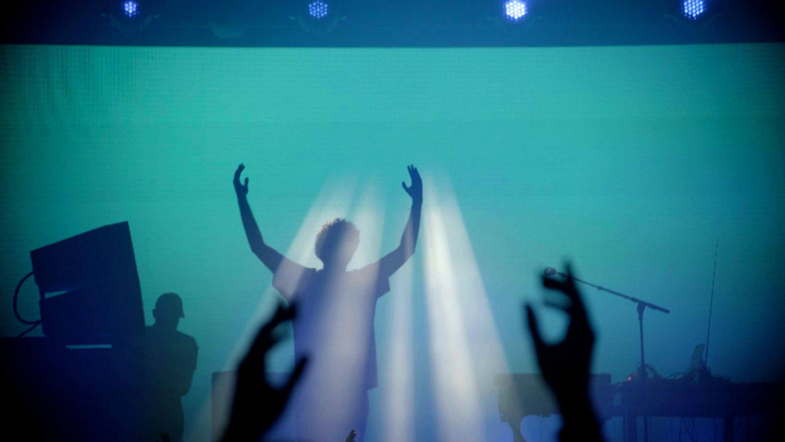 Playz - Mira el comienzo del documental 'Kid Simius: Berlin or the colour of Granada'