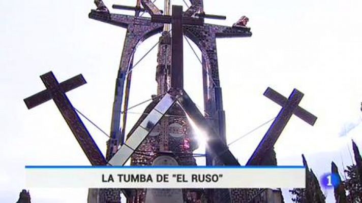 Telediario 1 - El panteón de Fernando Gallego es un fiel reflejo de lo que fue su vida, sus viajes y sus creencias