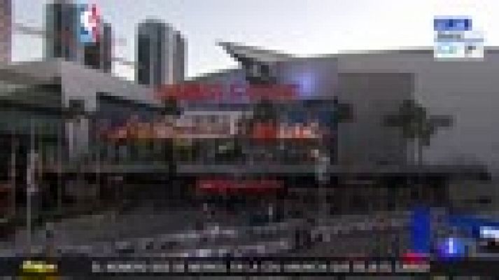 Telediario 1 - LeBron lidera el triunfo de su equipo ante el 'Team Curry' en el renovado Partido de las Estrellas de la NBA