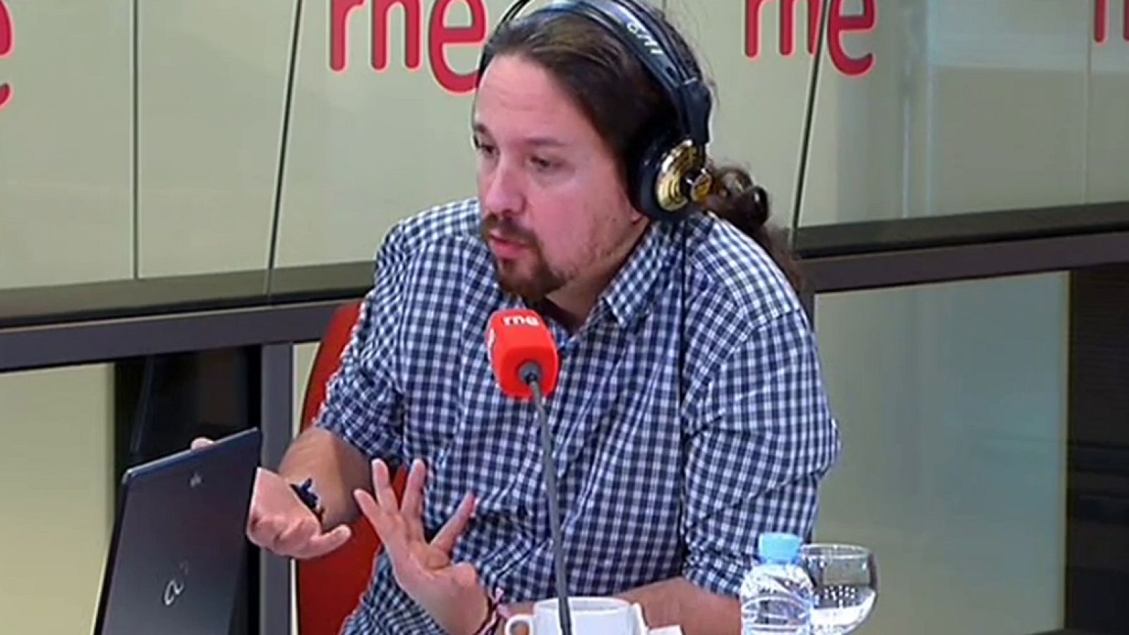 Las mañanas de RNE - Pablo Iglesias critica que se use el 155 con el castellano en Cataluña - Ver ahora