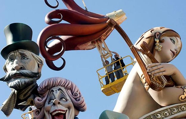  - La plantà de las Fallas