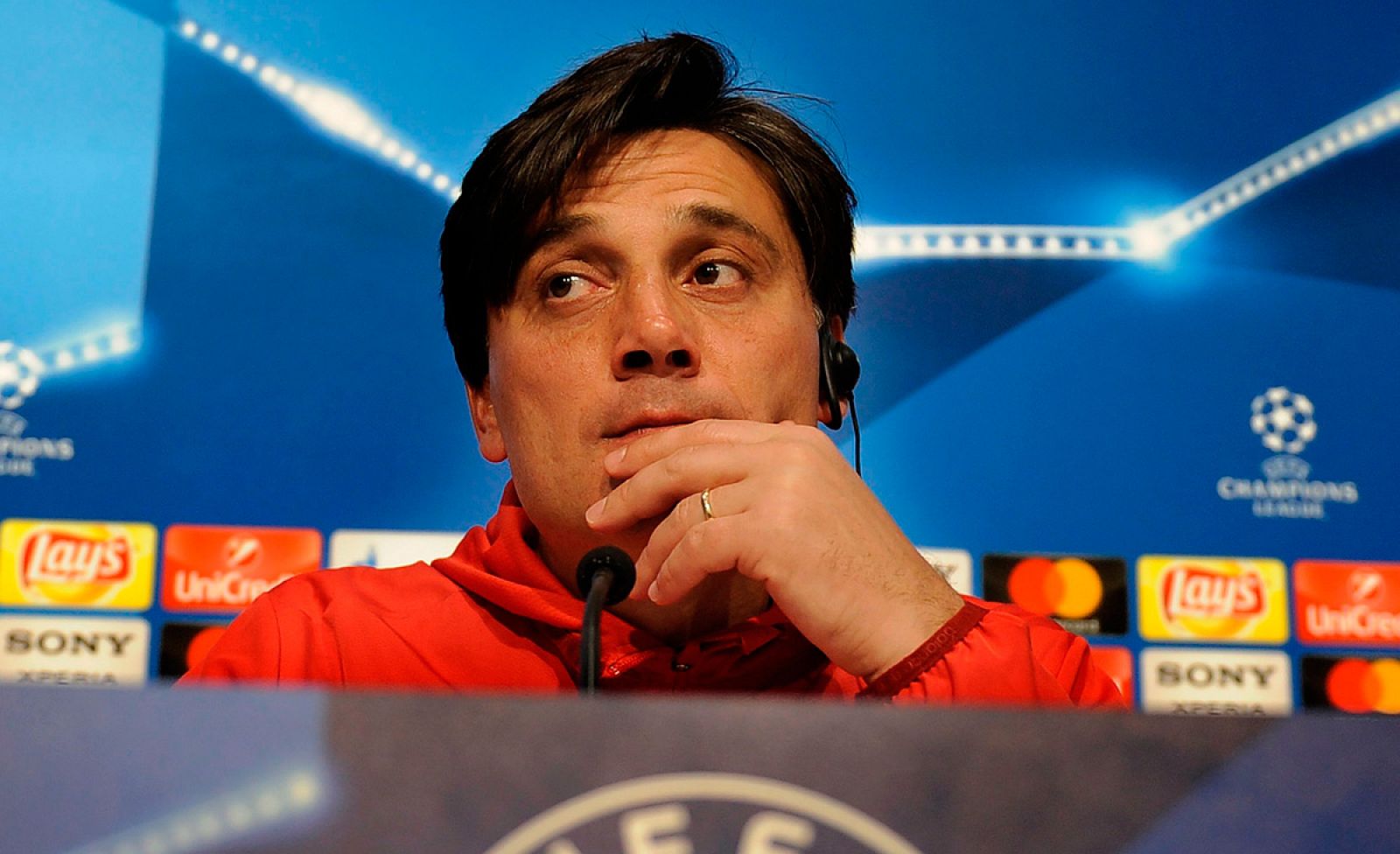 Montella: "Contra el United tenemos que ser atrevidos"