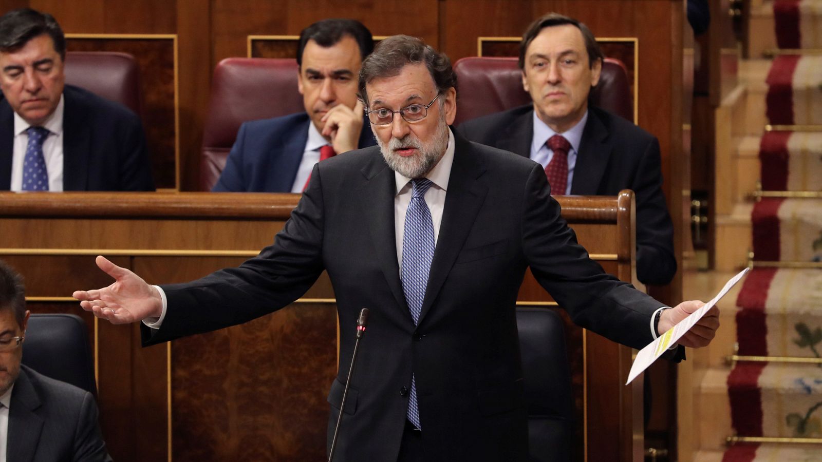 Rajoy asegura que presentará los presupuestos "a tiempo" para tenerlos aprobados "a finales de junio"