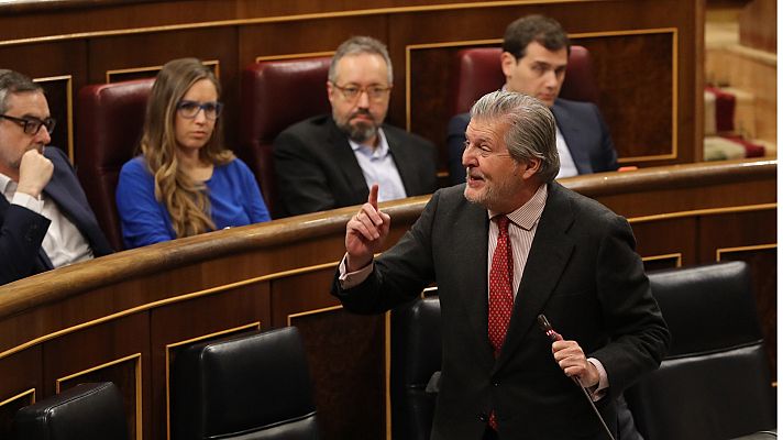 Telediario 1 - El Gobierno admite que no puede modificar "el modelo educativo" catalán