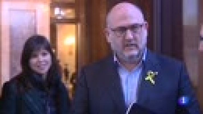 Telediario 1 - JxCat impulsa una resolución para defender Puigdemont como president al margen de la negociación con ERC