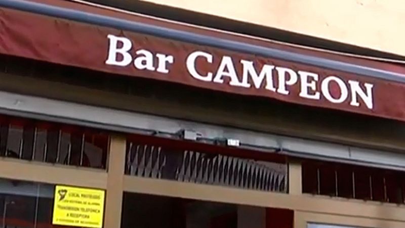 Los dueños de los comercios colindantes al estadio de San Mamés están consternados con los hechos ocurridos este jueves antes del Athletic-Spartak, en los que murió un ertzaina.