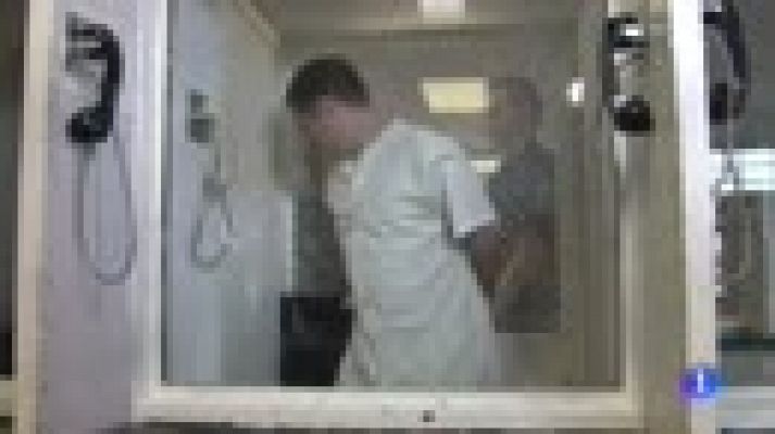 Telediario 1 - El gobernador de Texas conmuta la pena de muerte a un preso