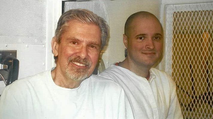 Telediario 1 - El gobernador de Texas conmuta la pena de muerte a un preso