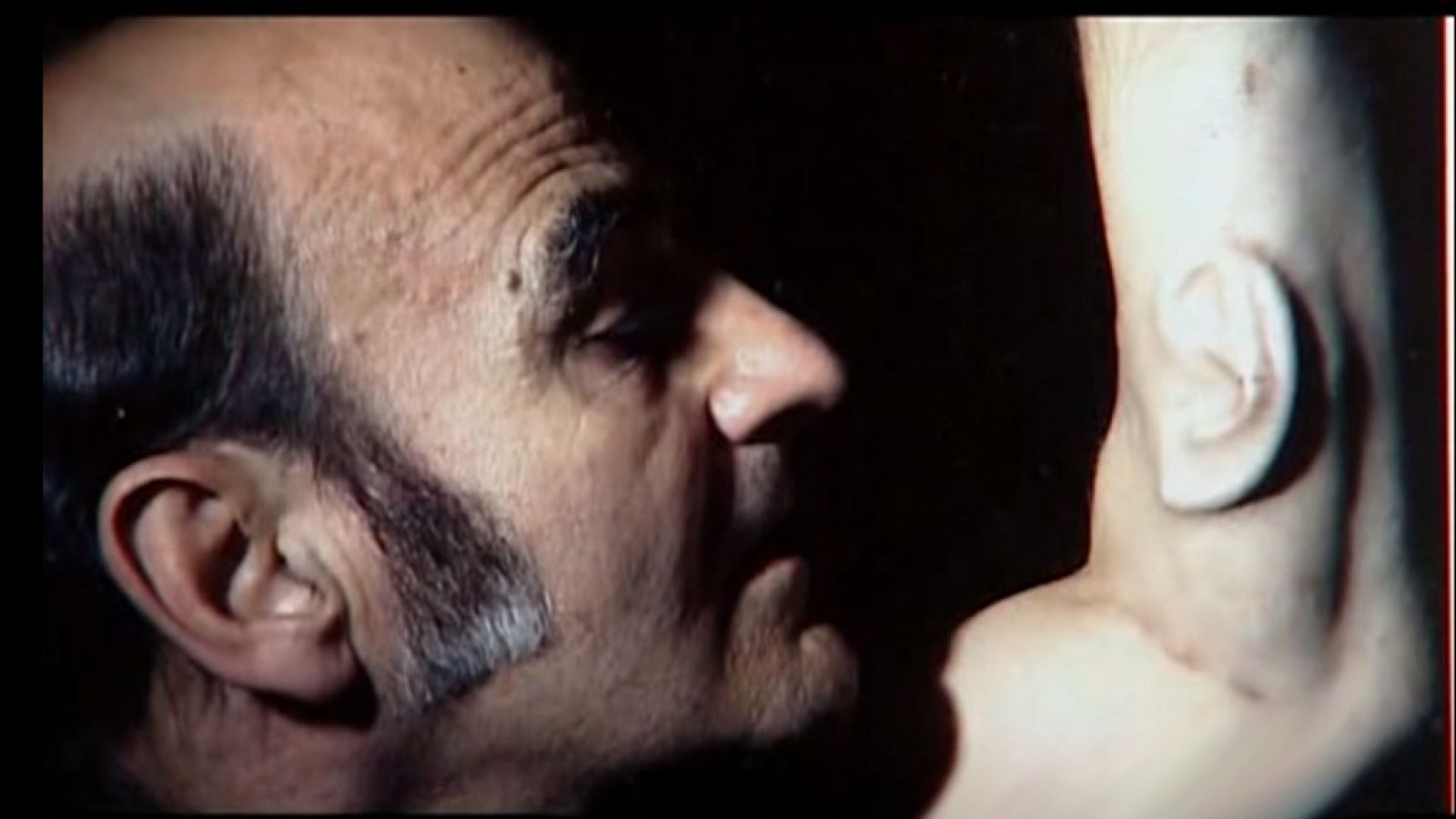 Metrópolis - Arte Biotec: Interfaz piel - Metrópolis | Ver