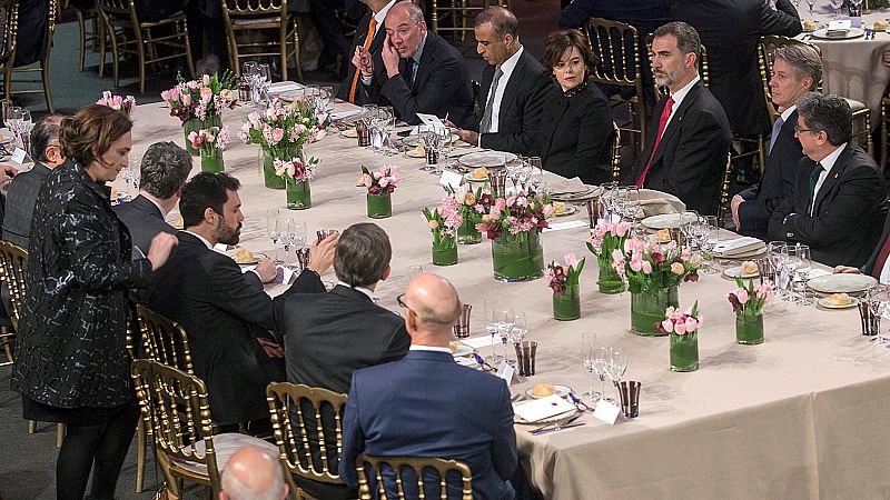 El rey llama a la cooperación para conservar el éxito del Mobile World Congress en Barcelona