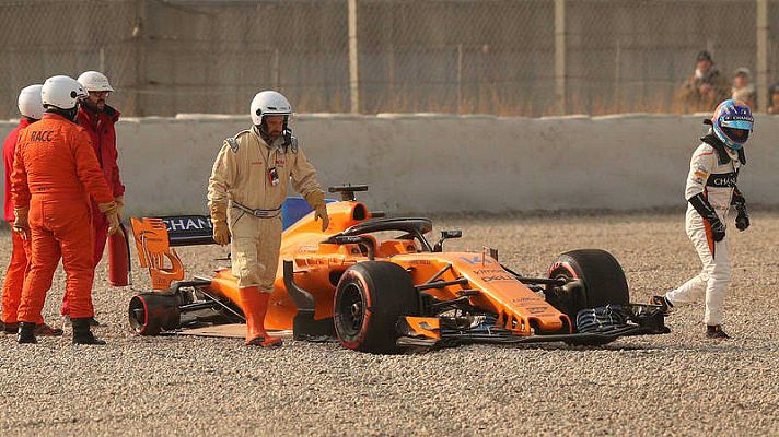 Informativo 24h - Alonso se estrena en Montmeló con una salida de pista